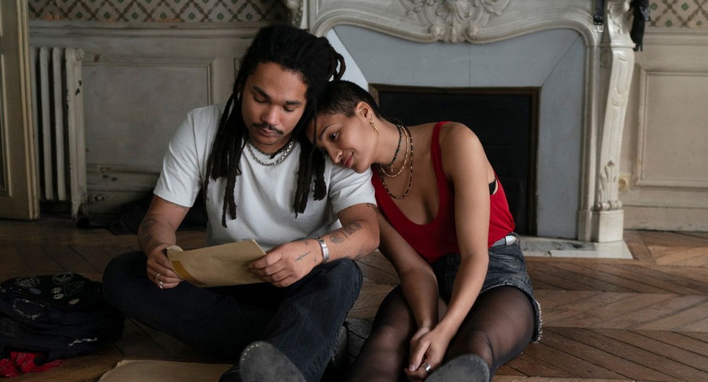 actualité FATHER MOTHER SISTER BROTHER